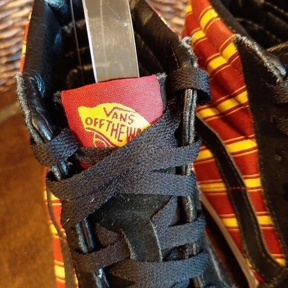 Vans x Harry Potter Suede High Tops Sneakers Men's 7 Women's 8.5 Unisex Leather - Picture 5 of 10